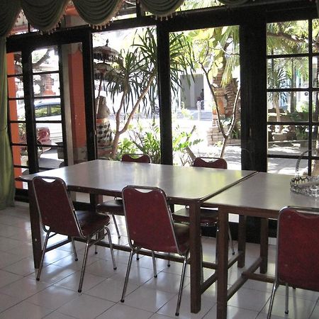 Sekar Sari Inn Kuta  Exterior photo