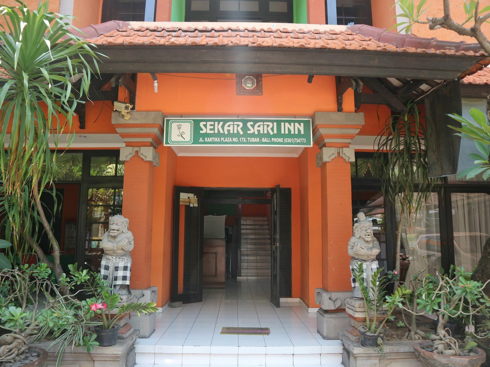 Sekar Sari Inn Kuta  Exterior photo