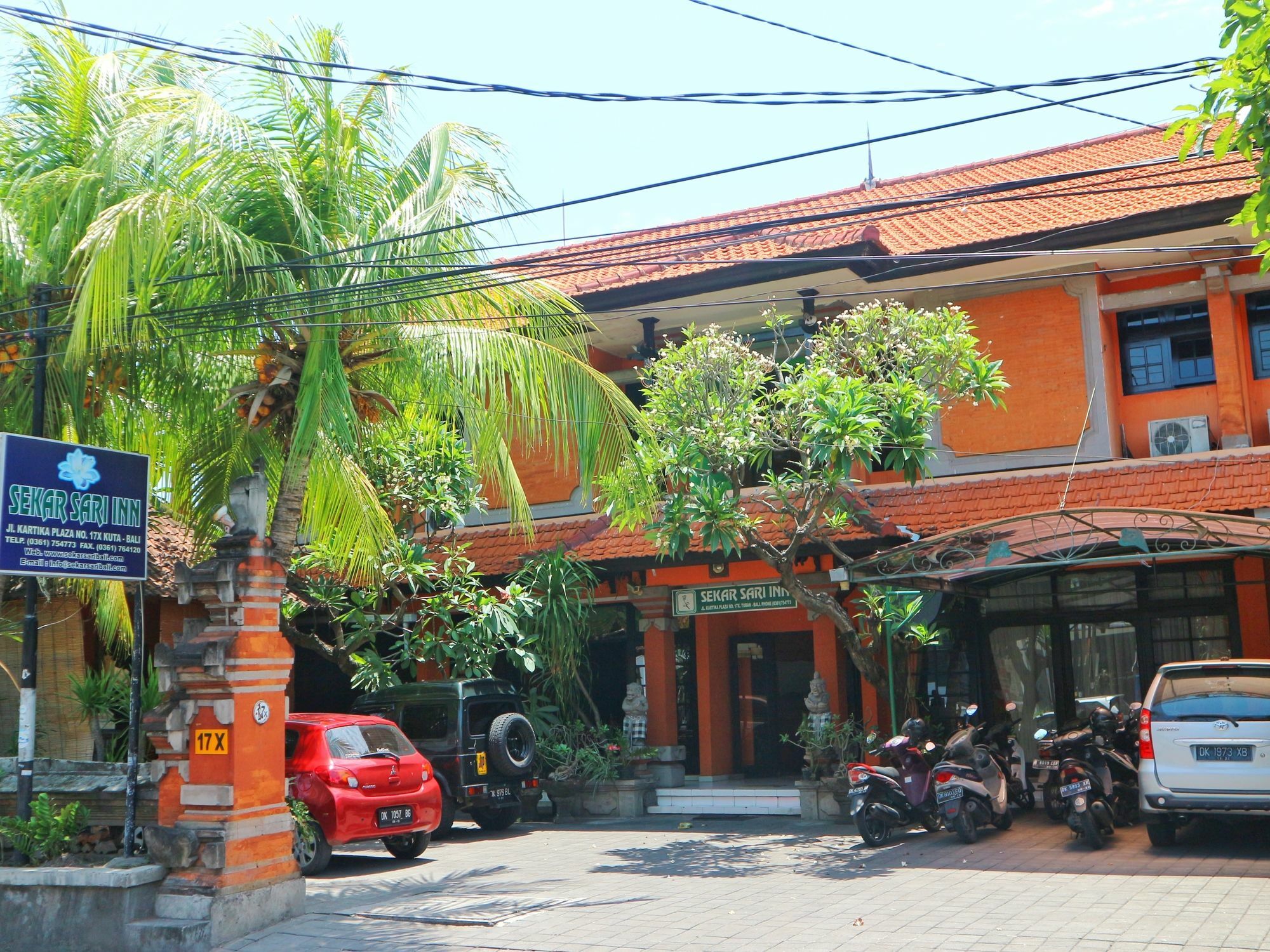 Sekar Sari Inn Kuta  Exterior photo